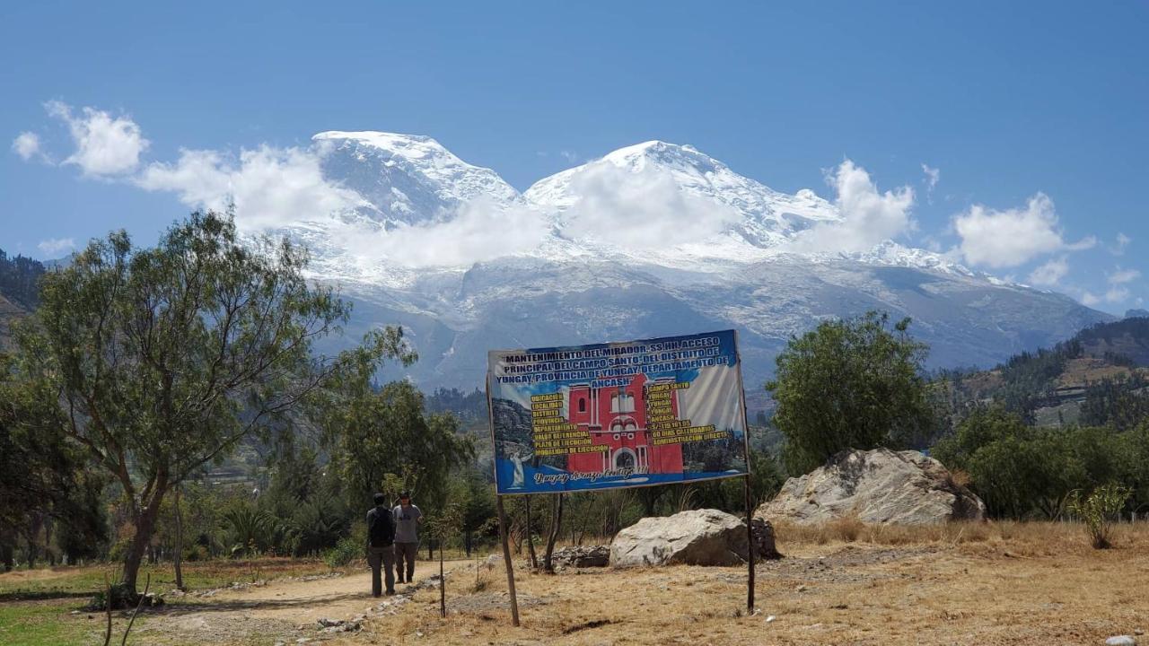 Хостел Huaraz Colonial Екстер'єр фото