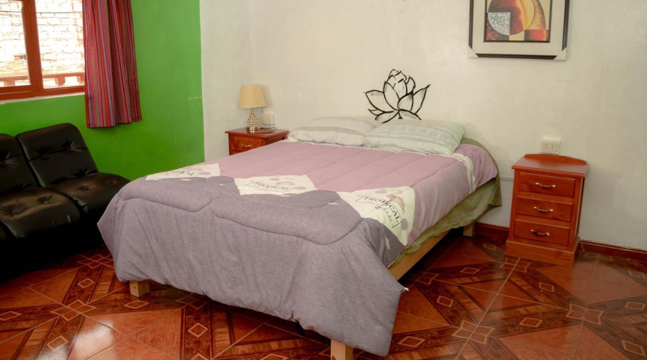 Хостел Huaraz Colonial Екстер'єр фото