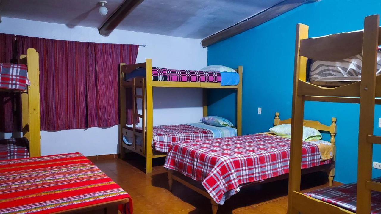Хостел Huaraz Colonial Екстер'єр фото