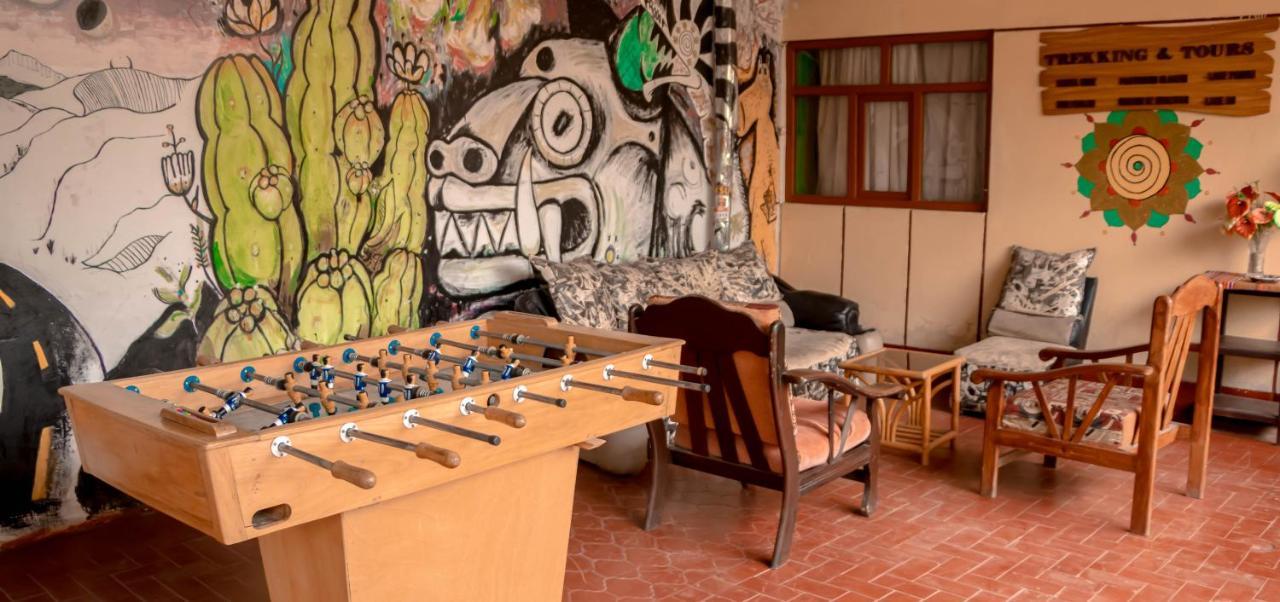 Хостел Huaraz Colonial Екстер'єр фото