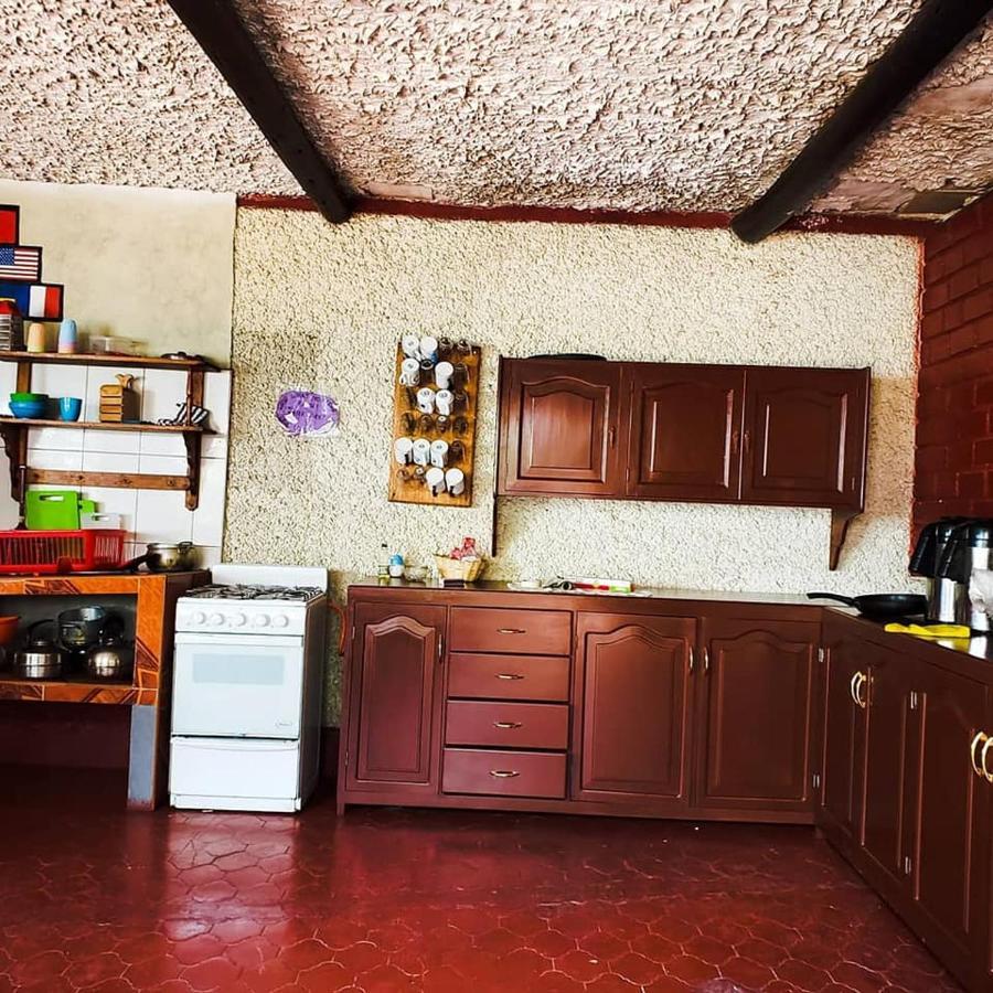 Хостел Huaraz Colonial Екстер'єр фото