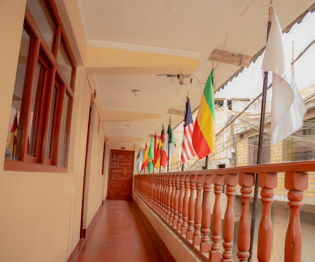 Хостел Huaraz Colonial Екстер'єр фото